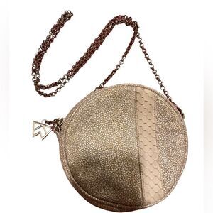 Kelly Wynne Leather Circular Purse